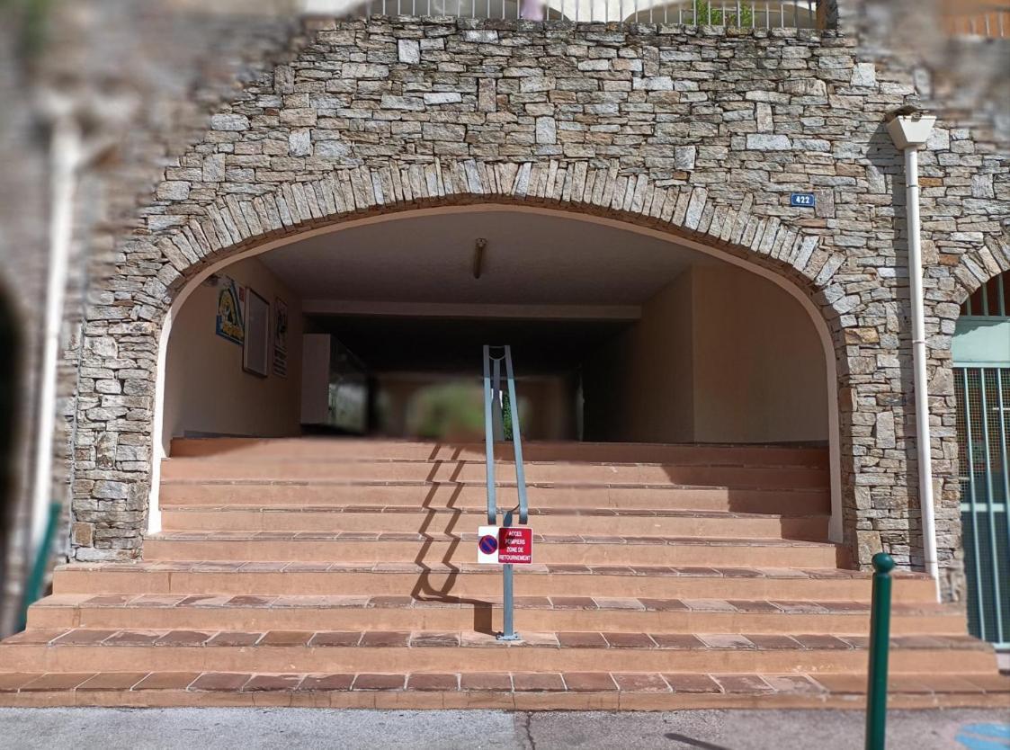 Port Cogolin, T2 Calme Dans Belle Residence, Piscine, Proche St Tropez Ngoại thất bức ảnh